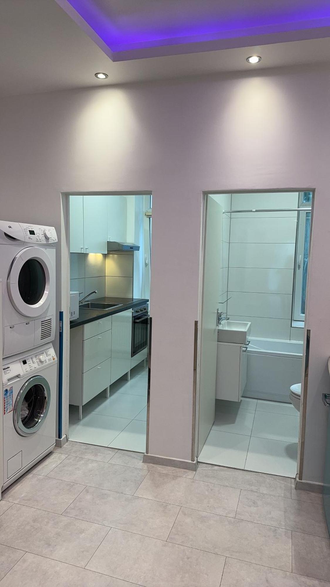 Appartement Brandneues Mit 3 Schlafzimmern *
